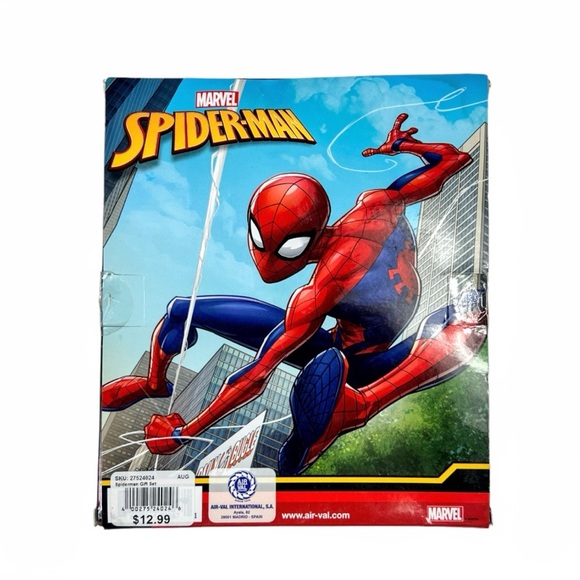 NIB Spiderman Gift Set For Kids - Body Spray, Case & Stickers - Picture 3 of 8